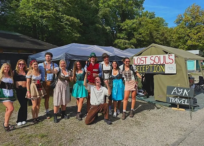 Luksusowy namiot Lost Souls Oktoberfest Basic Package Monachium