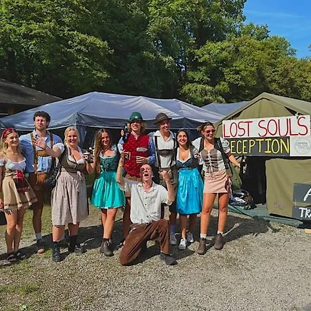 Glamping Lost Souls Oktoberfest Basic Package Monaco di Baviera